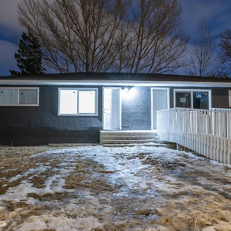 Centre Street Upper 2Bedsuite 4408 Calgary Zewnętrze zdjęcie